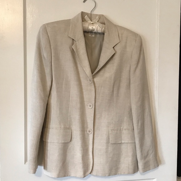Casual Corner Jackets & Blazers - Casual Corner Light Beige Linen Blazer with shoulder pads